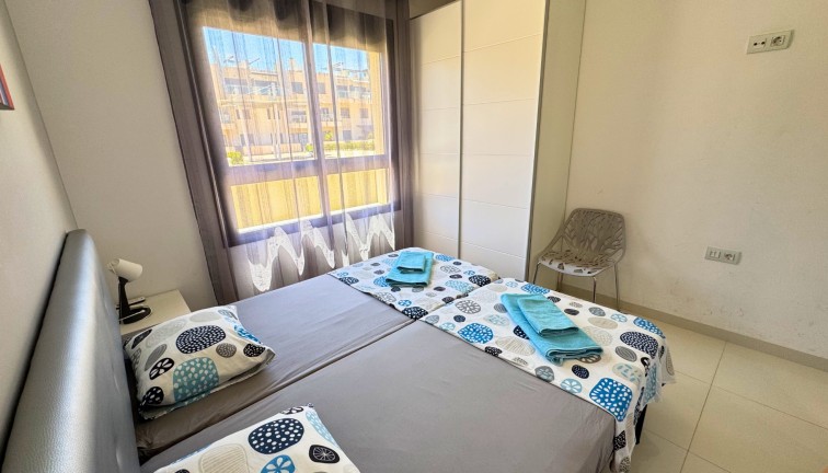 Reventa - Apartamento / piso - Pilar de la Horadada