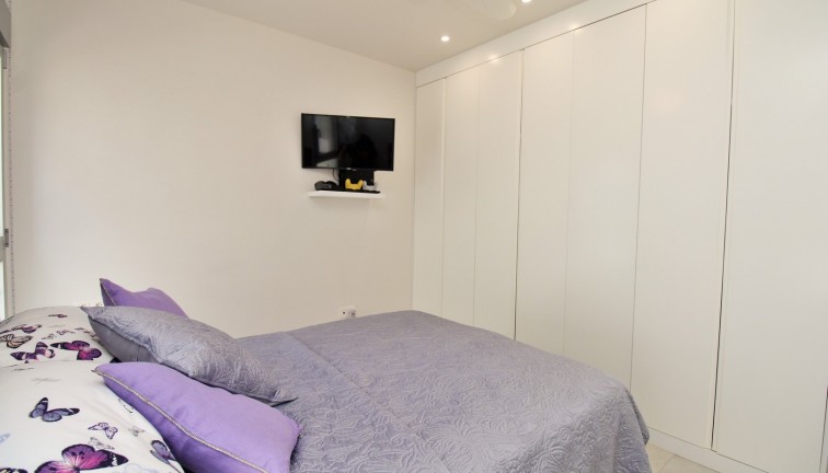 Resale - Apartment - Villamartín - Los Dolses