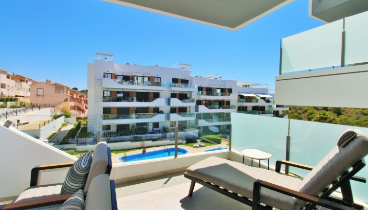 Resale - Apartment - Villamartín