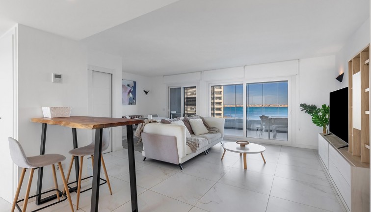 Resale - Apartment - Torrevieja - Punta Prima