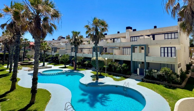 Jälleenmyynti - Asunto - Torrevieja - LA MATA