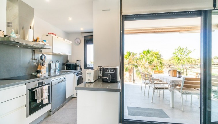 Reventa - Apartamento dúplex - Villamartín
