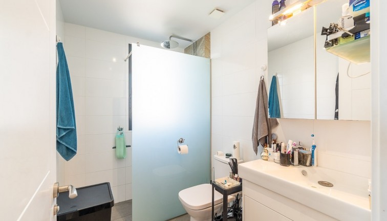Reventa - Apartamento dúplex - Villamartín