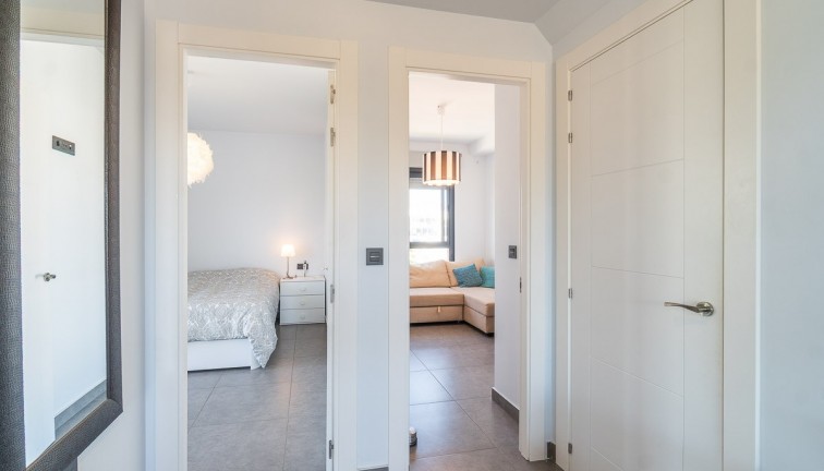 Reventa - Apartamento dúplex - Villamartín