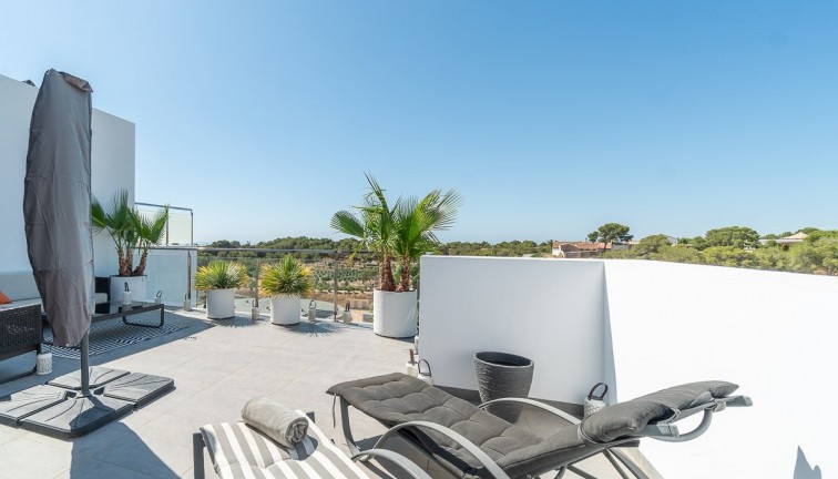 Reventa - Apartamento dúplex - Villamartín