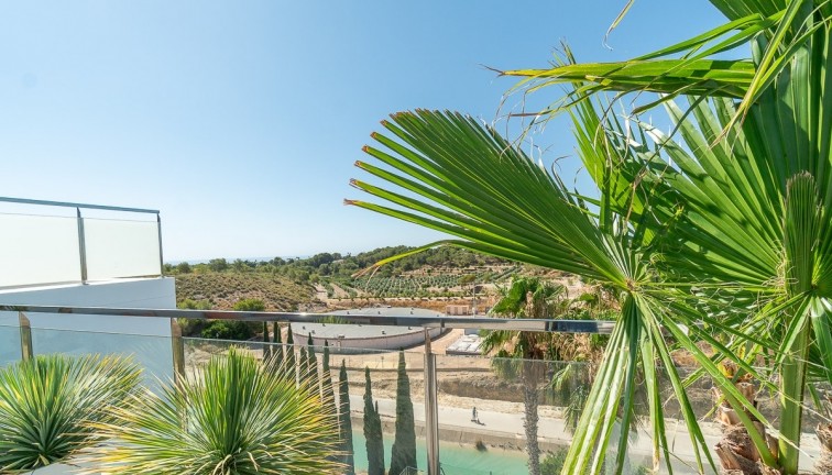 Reventa - Apartamento dúplex - Villamartín