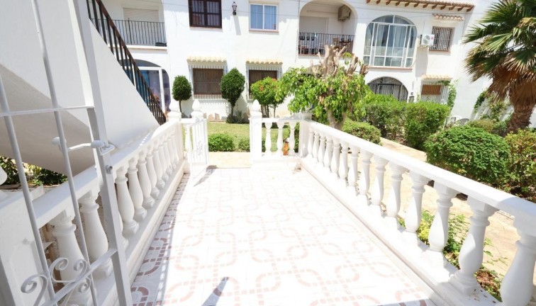 Jälleenmyynti - Bungalow - Torrevieja - Los Balcones