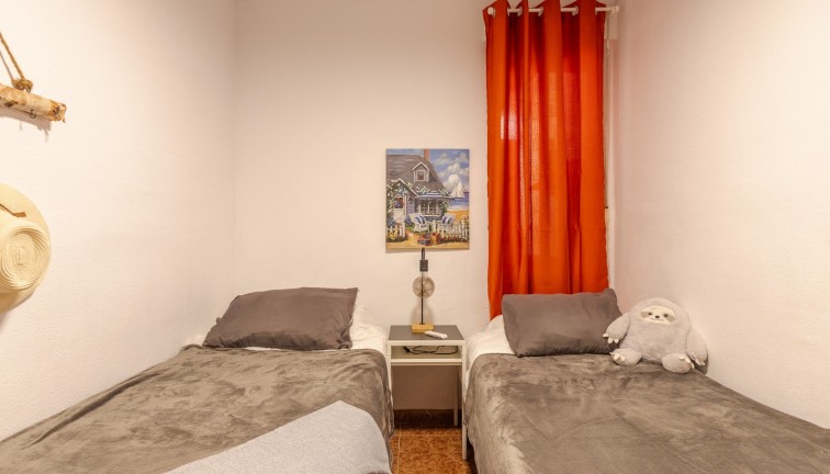 Resale - Apartment - Top Floor Apartment - Torrevieja