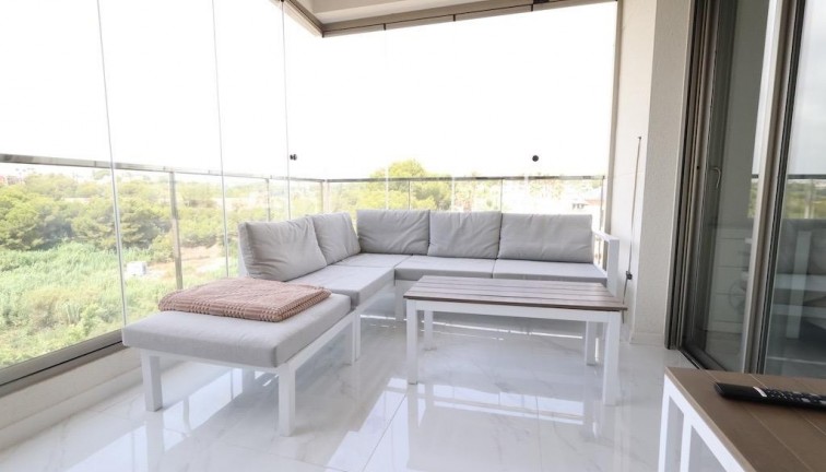 Resale - Apartment - Orihuela Costa - Villamartín