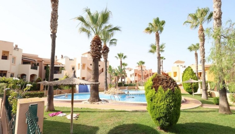 Resale - Bungalow - Torrevieja - Los Altos