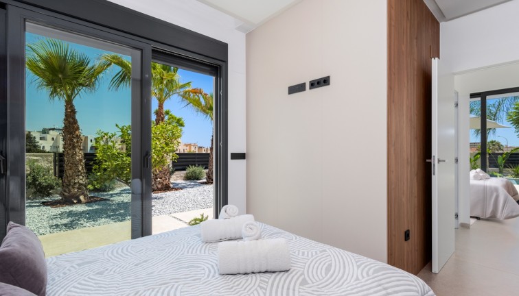 Resale - Chalet - El Campello - El Amerador