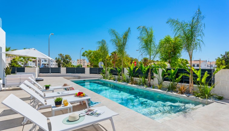 Resale - Chalet - El Campello - El Amerador