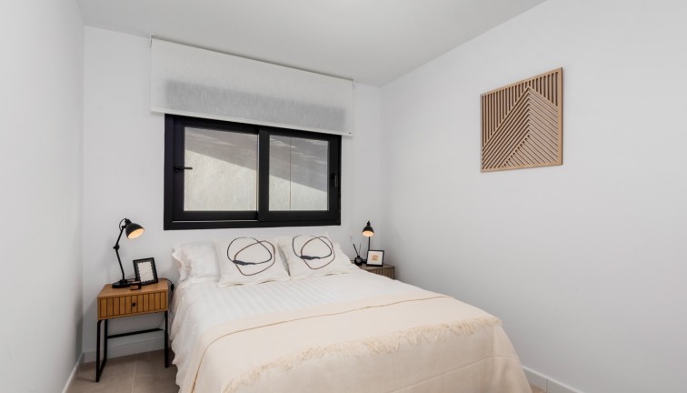 Resale - Chalet - Torrevieja - El chaparral