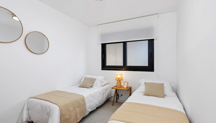 Resale - Chalet - Torrevieja - El chaparral