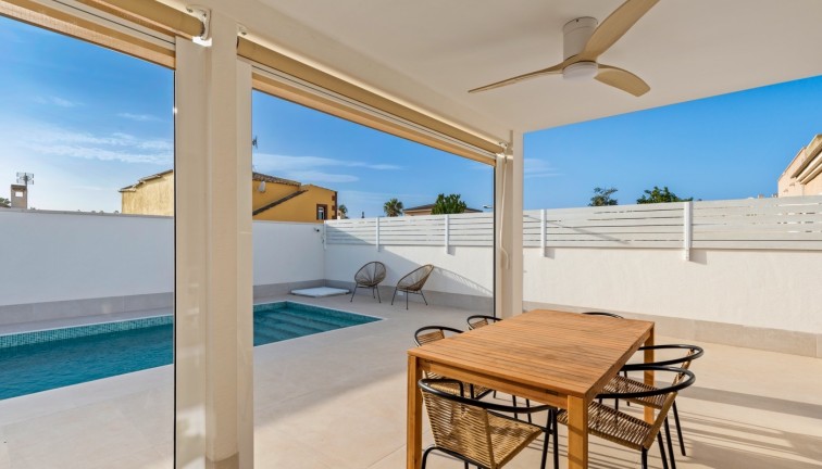 Resale - Chalet - Torrevieja - El chaparral