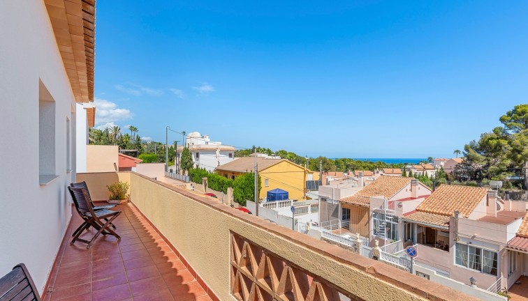 Resale - Chalet - Alfaz del Pi - Alfas del Pí
