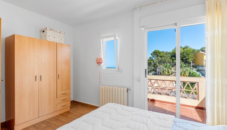 Resale - Chalet - Alfaz del Pi - Alfas del Pí