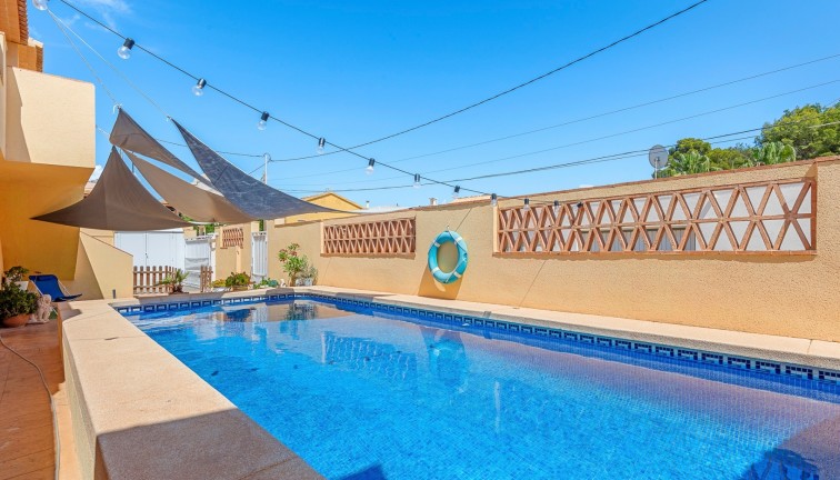 Resale - Chalet - Alfaz del Pi - Alfas del Pí