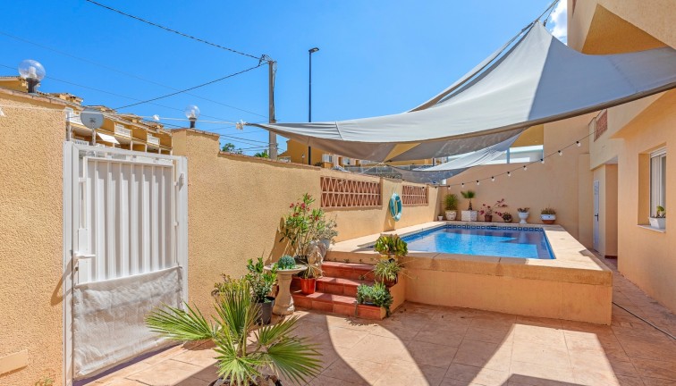 Resale - Chalet - Alfaz del Pi - Alfas del Pí
