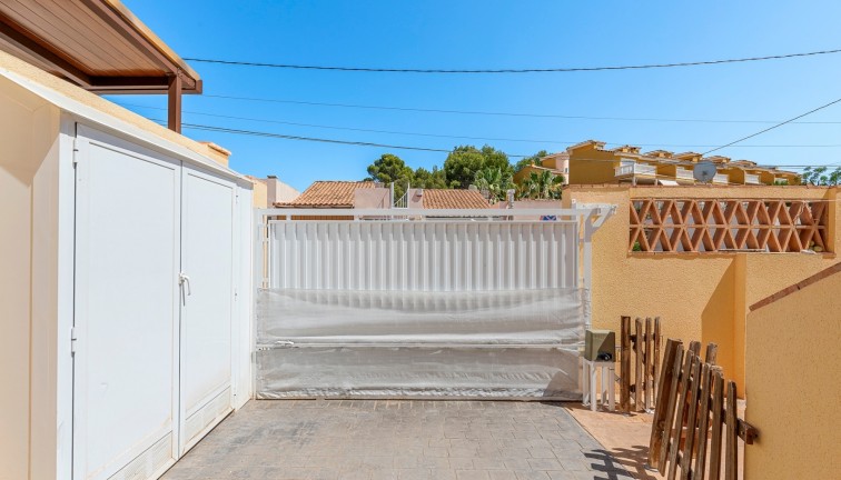 Resale - Chalet - Alfaz del Pi - Alfas del Pí