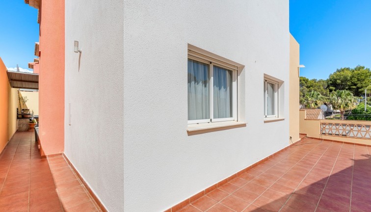 Resale - Chalet - Alfaz del Pi - Alfas del Pí