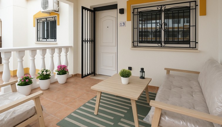 Jälleenmyynti - Paritalo/Rivitalo - Orihuela Costa