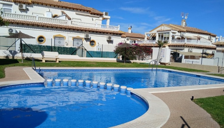 Jälleenmyynti - Paritalo/Rivitalo - Orihuela Costa