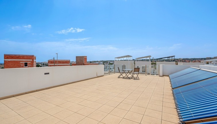 Jälleenmyynti - Erillistalo - Orihuela Costa - Villamartín