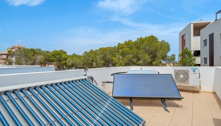 Jälleenmyynti - Erillistalo - Orihuela Costa - Villamartín