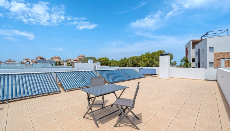 Jälleenmyynti - Erillistalo - Orihuela Costa - Villamartín