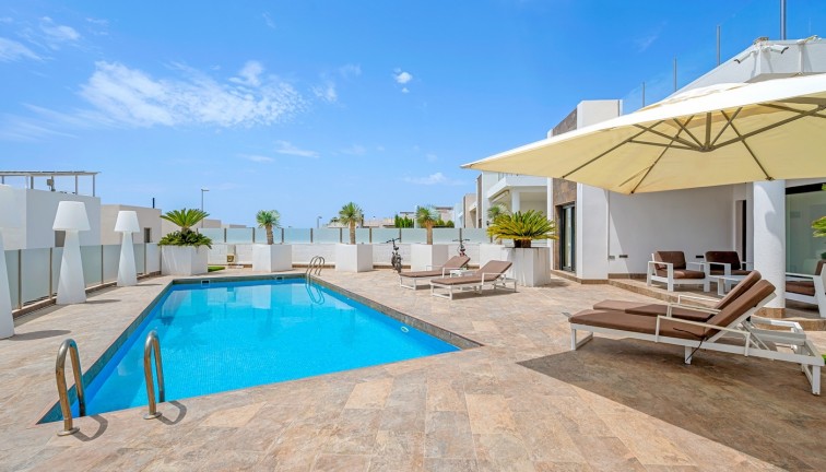 Jälleenmyynti - Erillistalo - Orihuela Costa - Villamartín