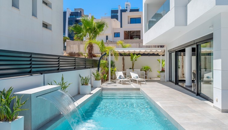 Resale - Chalet - Guardamar del Segura