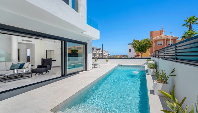 Resale - Chalet - Guardamar del Segura