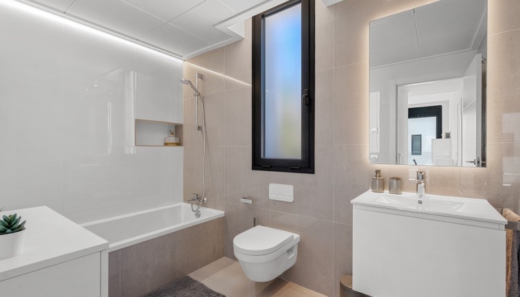Resale - Chalet - Guardamar del Segura