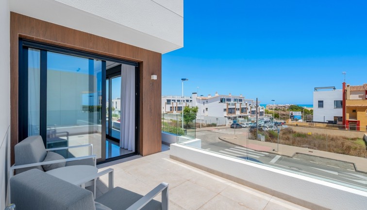 Resale - Chalet - Guardamar del Segura
