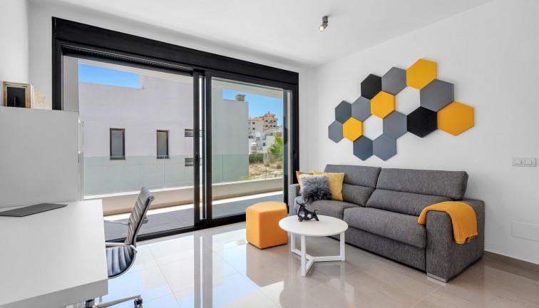 Resale - Chalet - Guardamar del Segura
