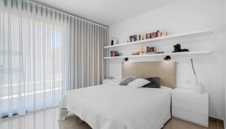 Resale - Chalet - Guardamar del Segura