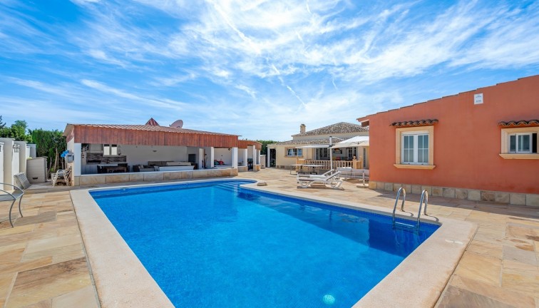 Jälleenmyynti - Country estate - Almoradí - Las Heredades