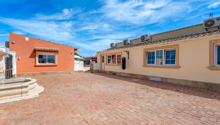 Jälleenmyynti - Country estate - Almoradí - Las Heredades