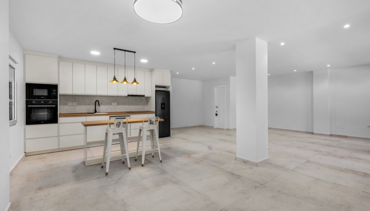 Reventa - Apartamento / piso - Torrevieja - Acequion