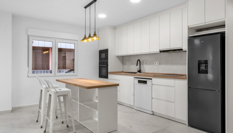 Reventa - Apartamento / piso - Torrevieja - Acequion