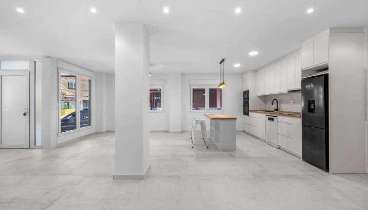Reventa - Apartamento / piso - Torrevieja - Acequion