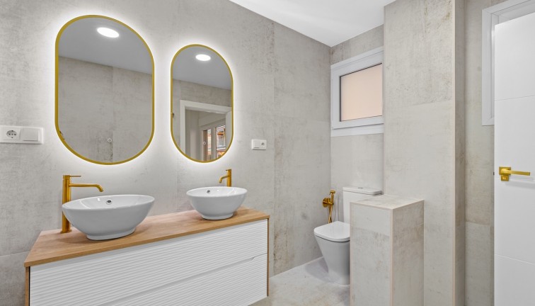 Reventa - Apartamento / piso - Torrevieja - Acequion