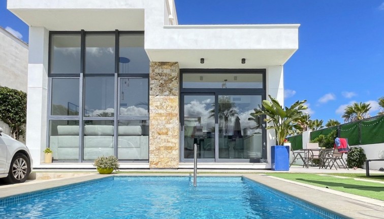 Resale - Chalet - Ciudad quesada - Rojales