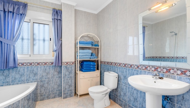 Resale - Chalet - Ciudad quesada - Ciudad Quesada - Rojales