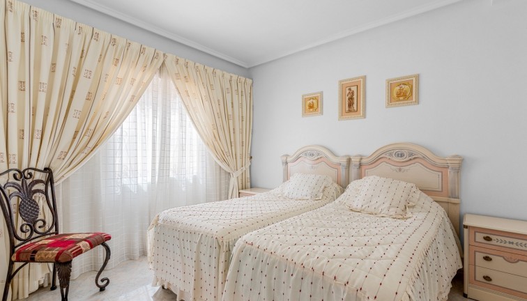 Resale - Chalet - Ciudad quesada - Ciudad Quesada - Rojales