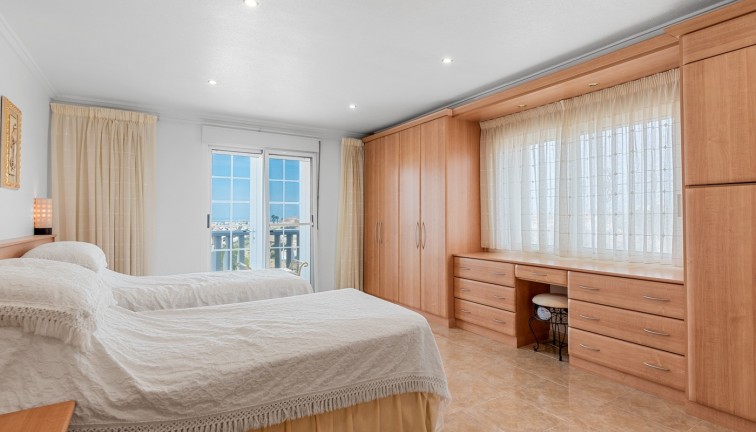 Resale - Chalet - Ciudad quesada - Ciudad Quesada - Rojales