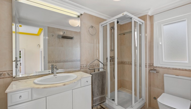 Resale - Chalet - Ciudad quesada - Ciudad Quesada - Rojales