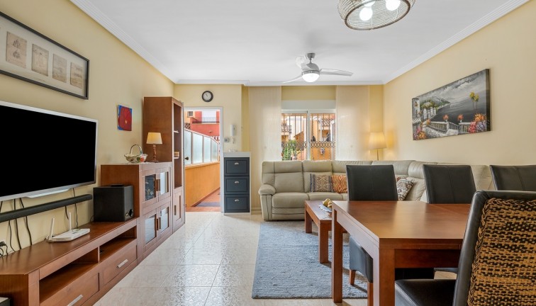 Jälleenmyynti - Paritalo/Rivitalo - Orihuela Costa - Villamartín