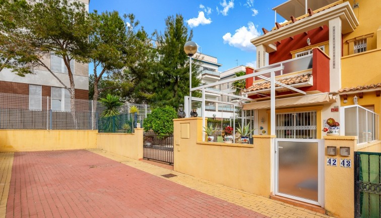 Jälleenmyynti - Paritalo/Rivitalo - Orihuela Costa - Villamartín